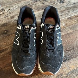New Balance 574 platform sneakers in white and black - insole removed